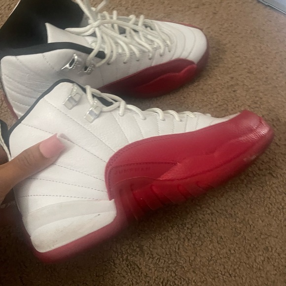 Cherry 12’s work once for sell size 6 in women’s - Picture 4 of 6